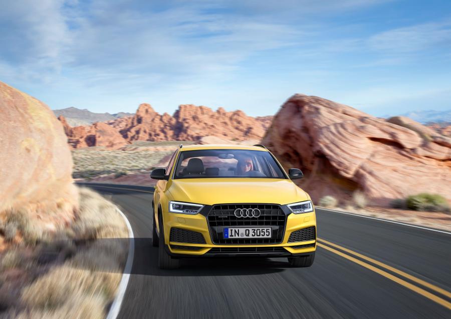  Audi Q3 2.0 TFSI Quattro S-Line Competition (8U) 2016 года  (WW) (фото 17 из 20)